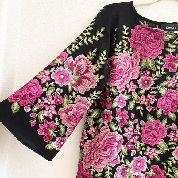 Karen Kane Embroidered Black Pink Floral 3/4 Sleeve Handkerchief Hem Top S - Picture 2 of 12